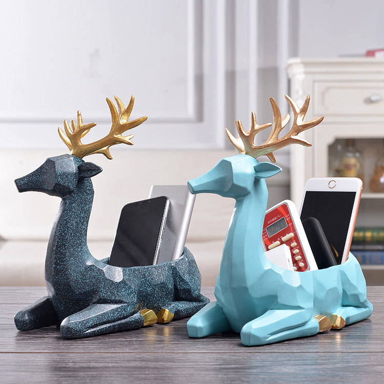 Resin Crafts Simple Modern Creative Home TV Remote Control Entrance Storage Desktop Decoration Deer