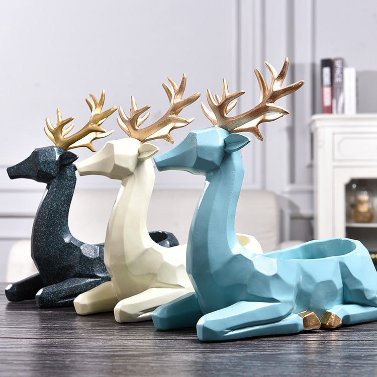 Resin Crafts Simple Modern Creative Home TV Remote Control Entrance Storage Desktop Decoration Deer